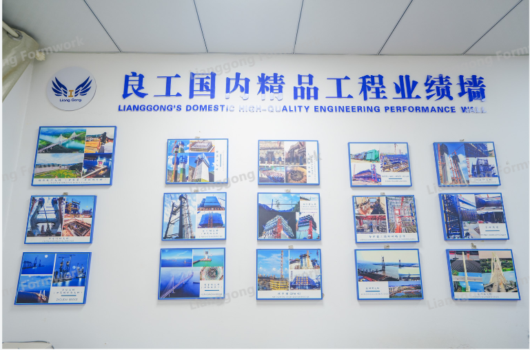 49E10CB2F86329D633B823682BE7405